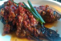 Resep Ikan Mas Bumbu Balado Yang Enak