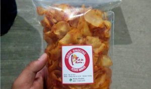 keripik singkong pedas manis